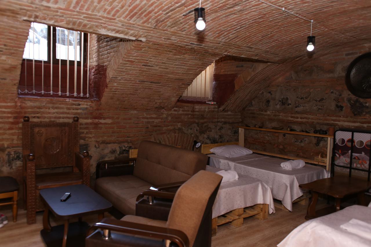 Guest House Kakabadzeebi 9 Tbilisi Zewnętrze zdjęcie